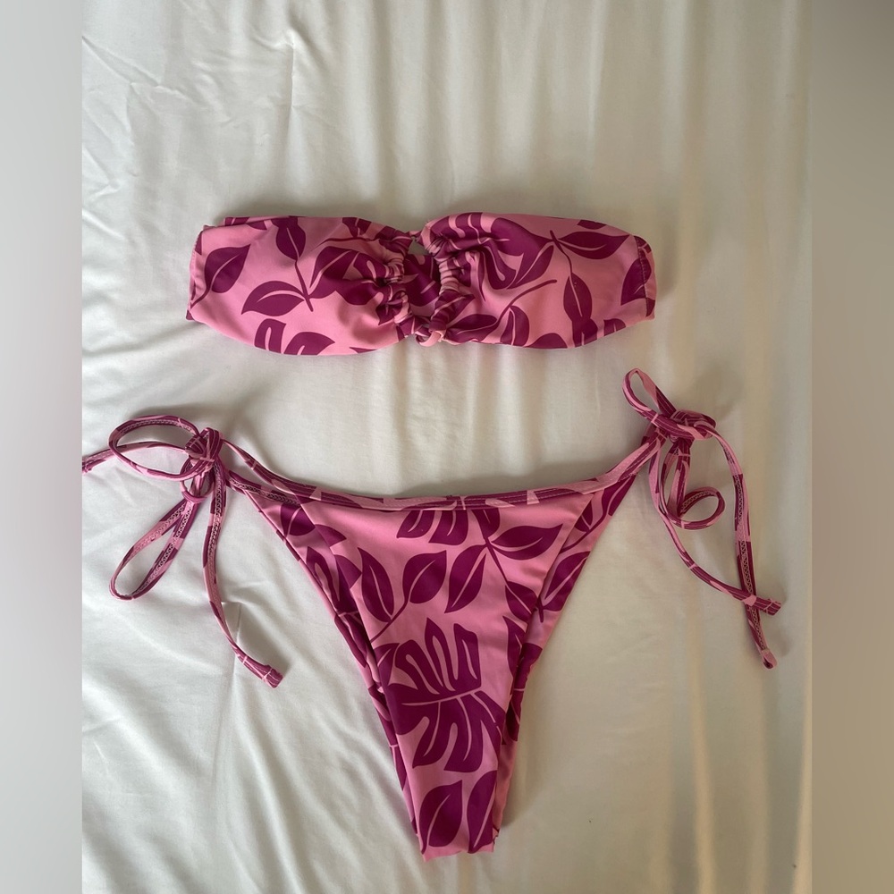 SHEIN Bikini - Picture 3 of 5